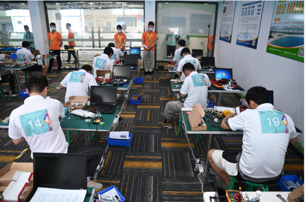 2020深圳技能大賽 無人機裝調工決賽在全球鷹無人機培訓基地舉行